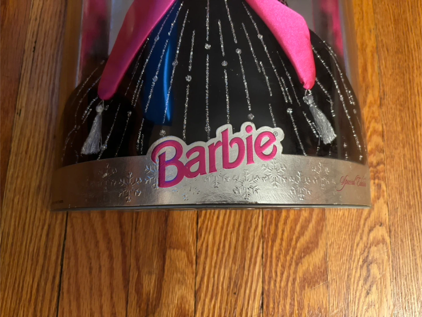 Happy Holidays Barbie Doll - Special Edition - photo 4