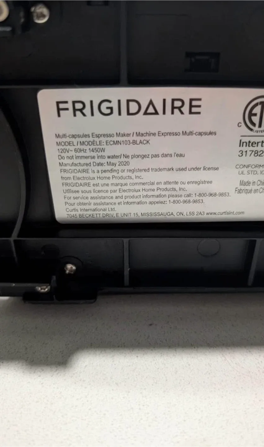 Frigidaire ECMN103-Black Multi-Capsules Espresso Maker image indicator(4)