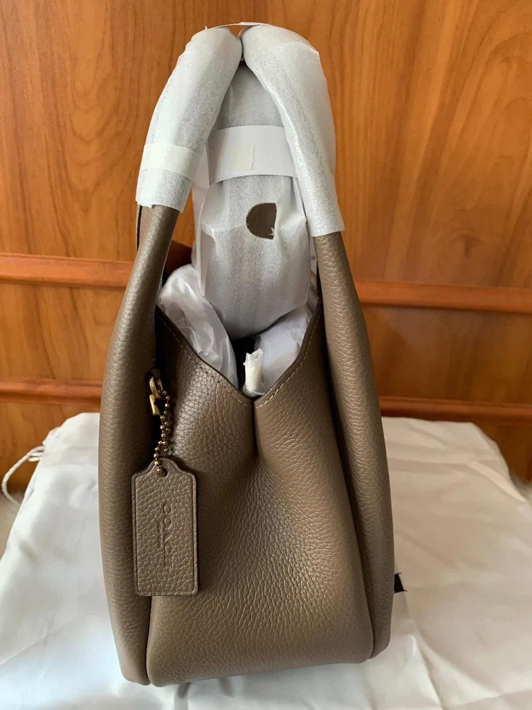 Lana 23 Shoulder Bag image indicator(4)