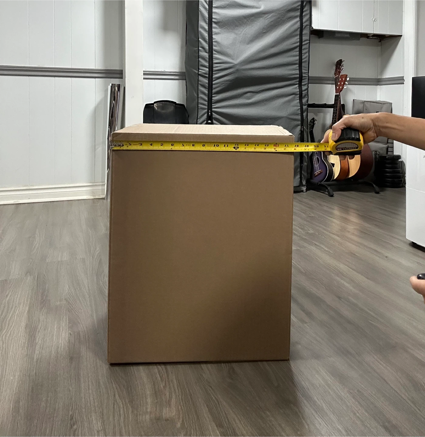 Cardboard Box (16x17.75x22.25 inches) - photo 2