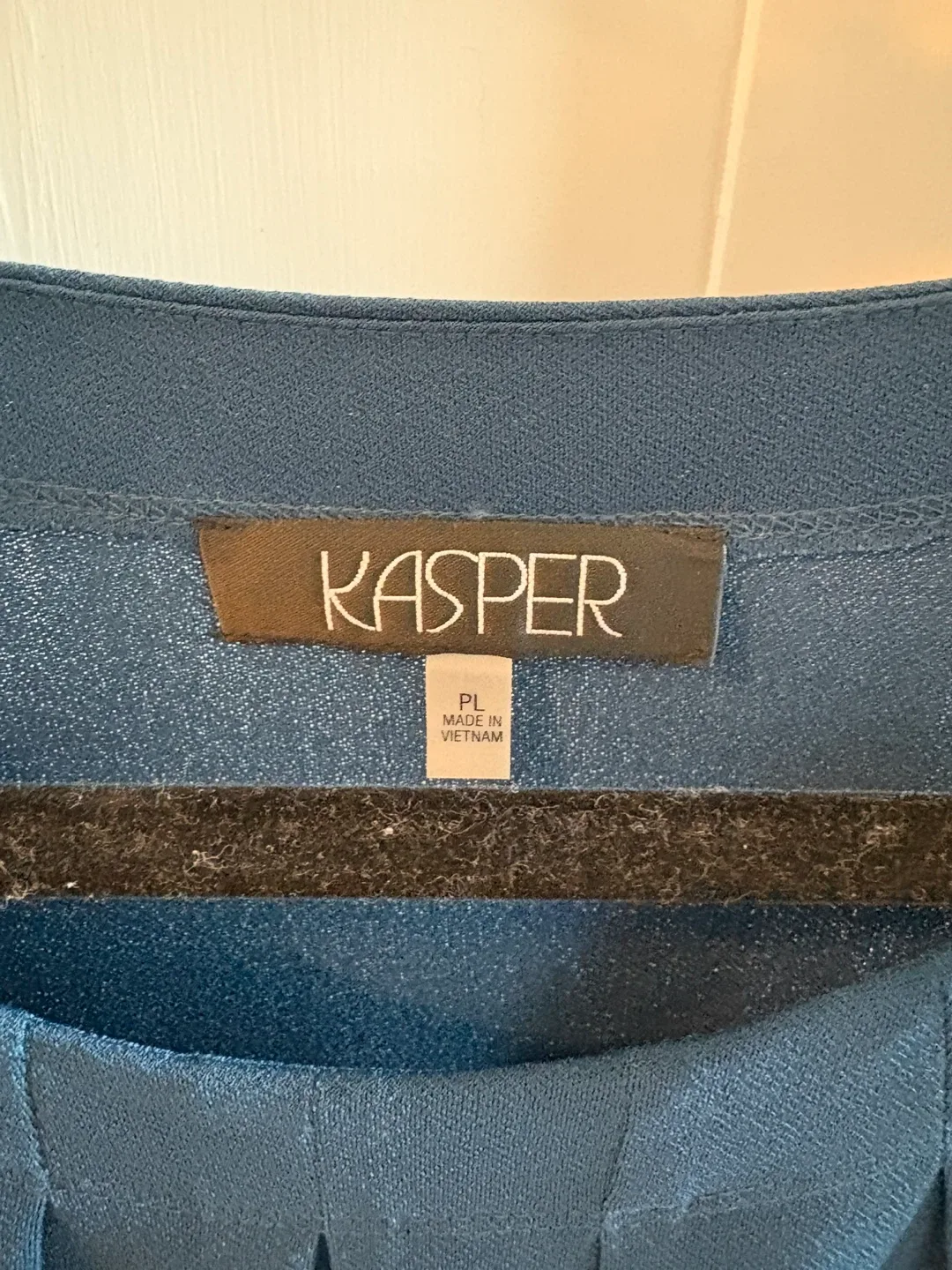 Kasper Blue Sleeveless Blouse - Size PL image indicator(3)