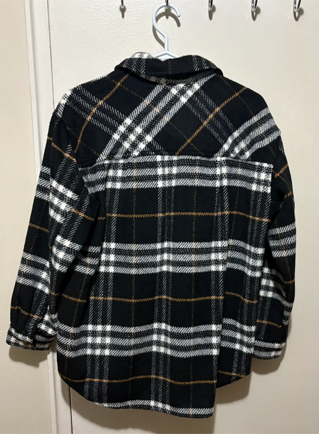 Women’s Suzy Shier Plaid Flannel Shacket - Size M image indicator(2)