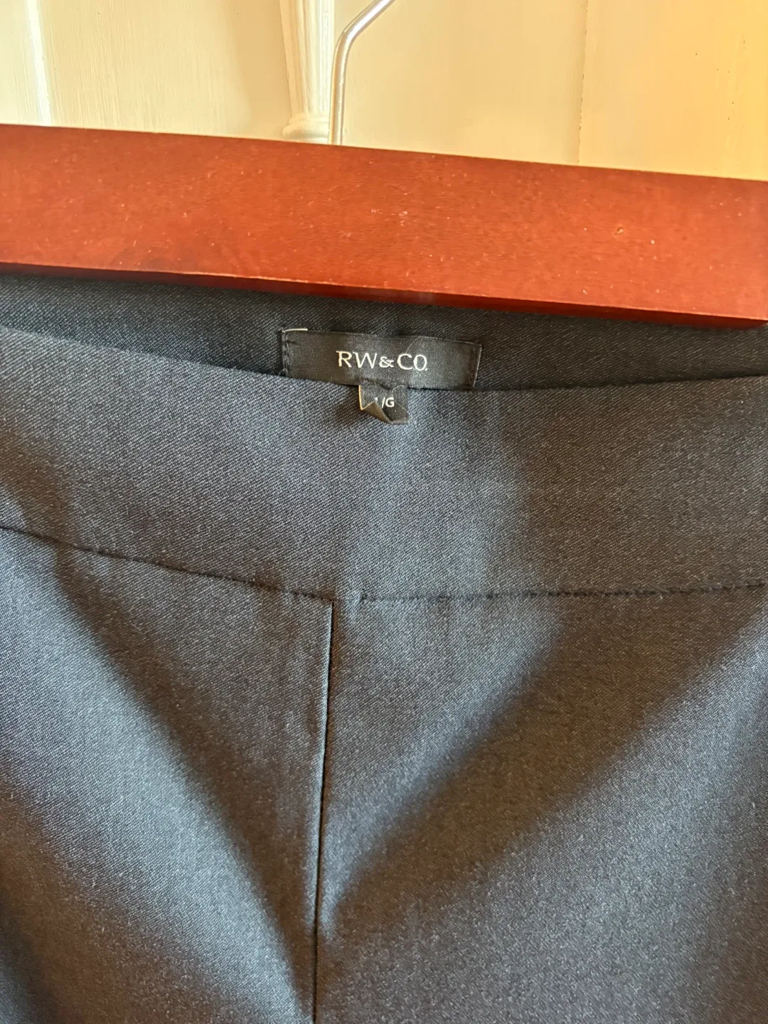 RW&CO. Dress Pants - Size Large image indicator(3)