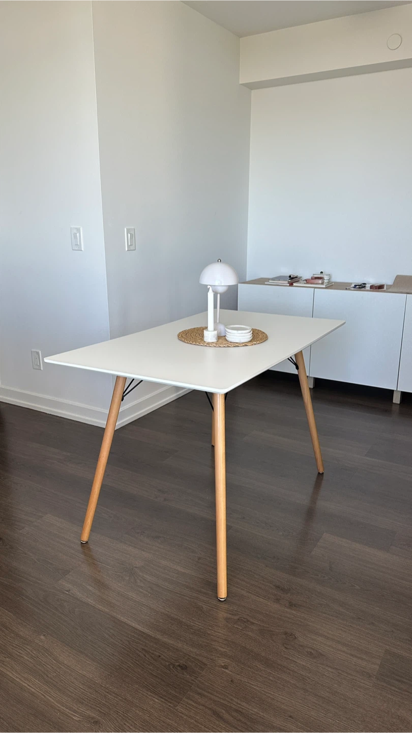 White Dinning Table - Streicher 27.51" - photo 2