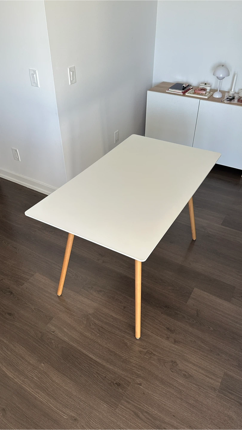 White Dinning Table - Streicher 27.51" - photo 4