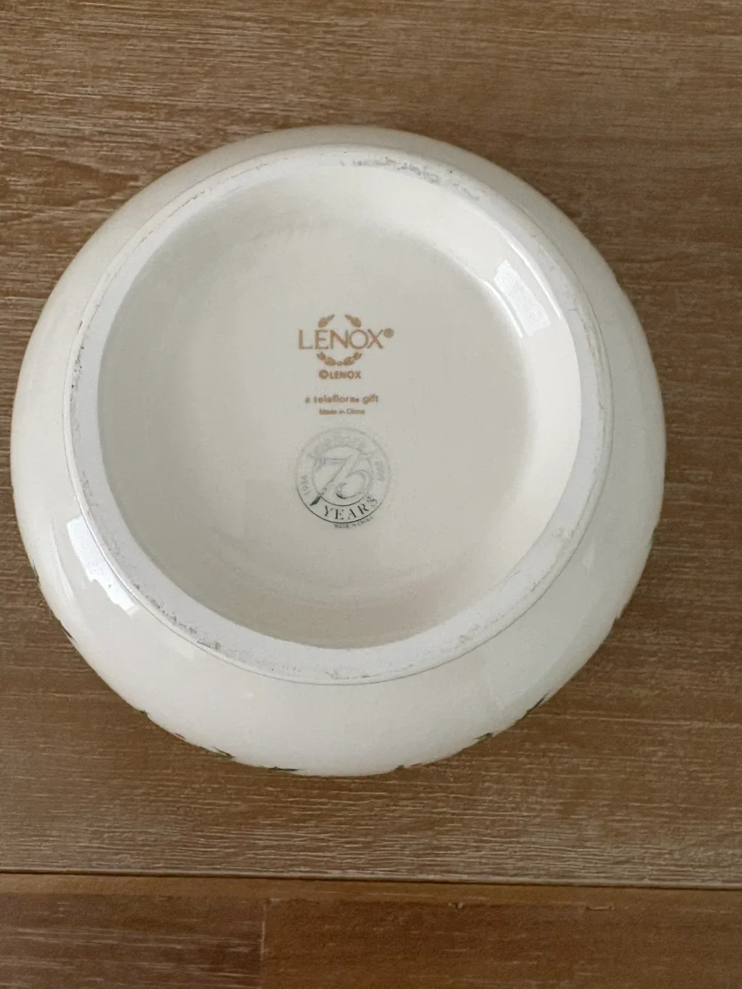 Lenox Holiday Holly Bowl image indicator(3)