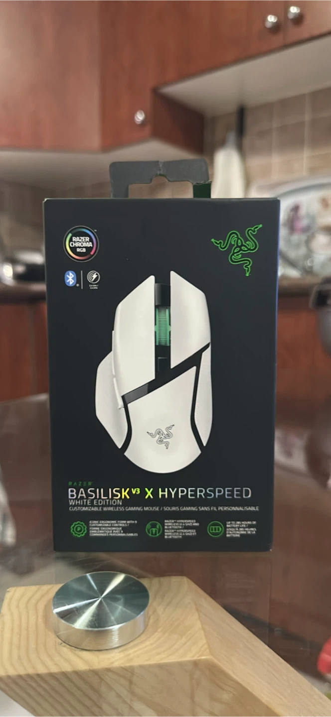 Razer Basilisk V3 X Hyperspeed White Edition - Gaming Mouse
