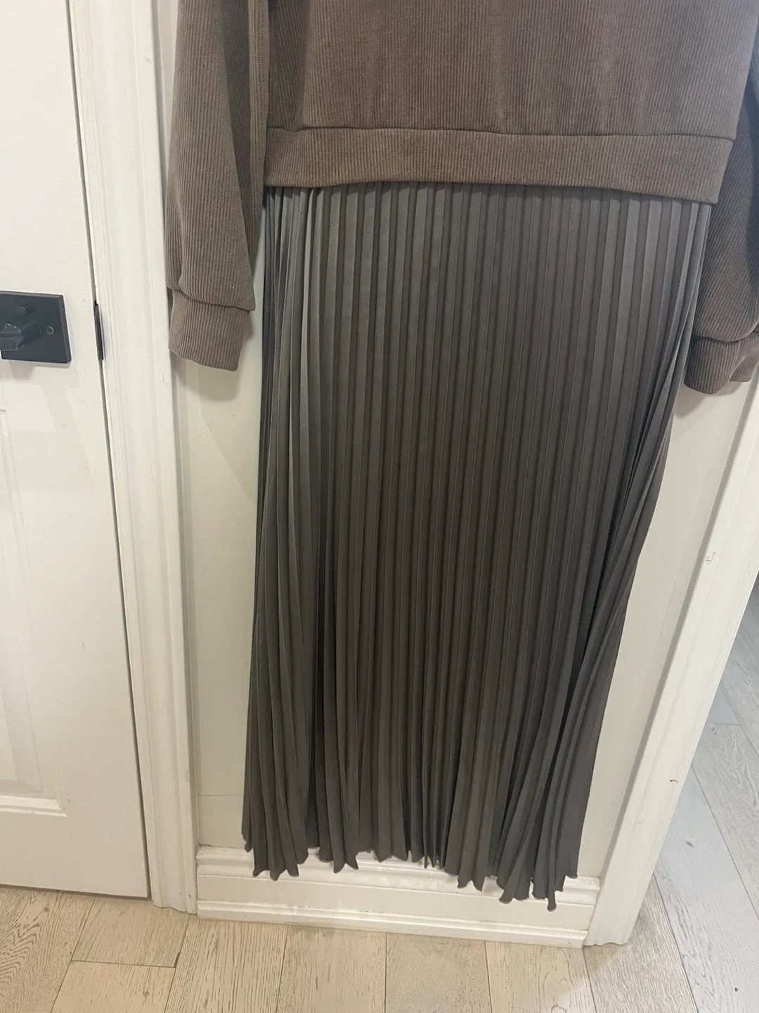 Brown Pleated Midi Dress medium image indicator(3)