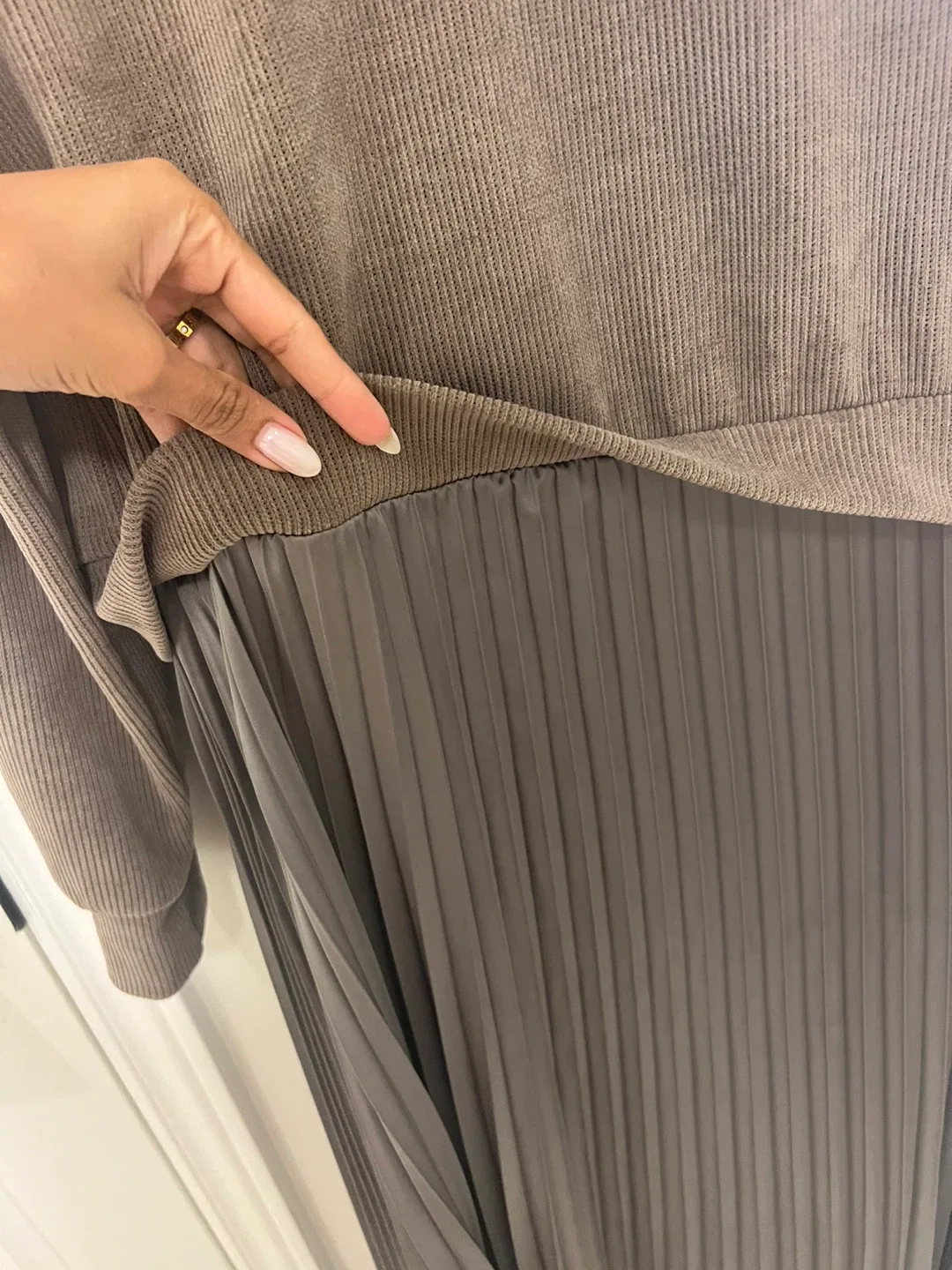 Brown Pleated Midi Dress medium image indicator(2)