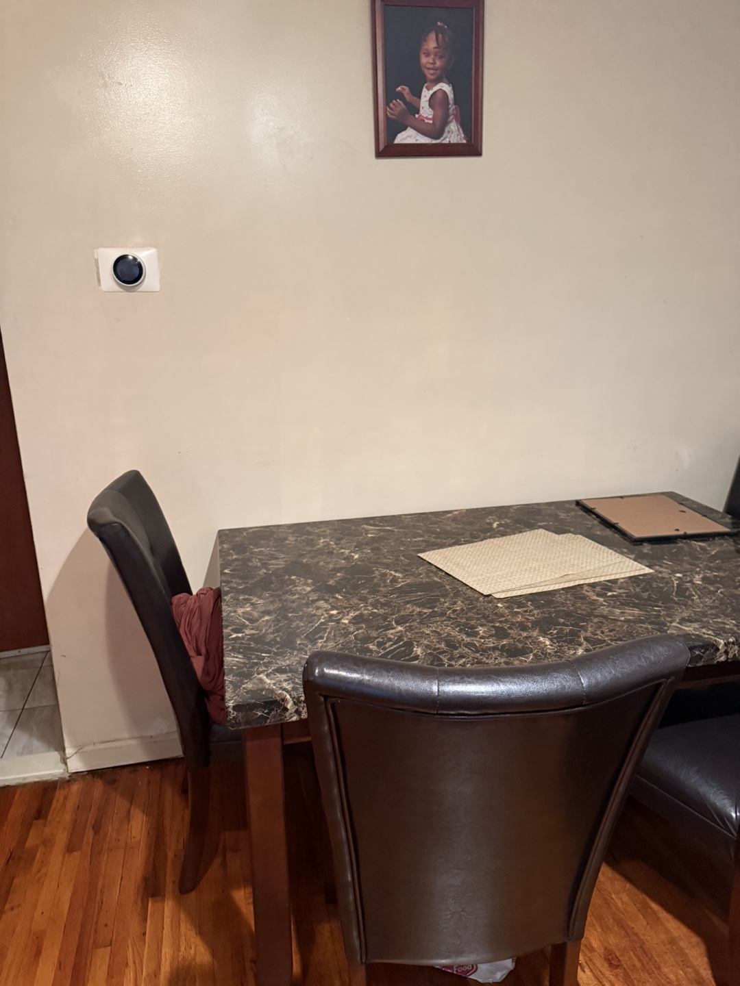 Dining Table with 4 Chairs - photo 2