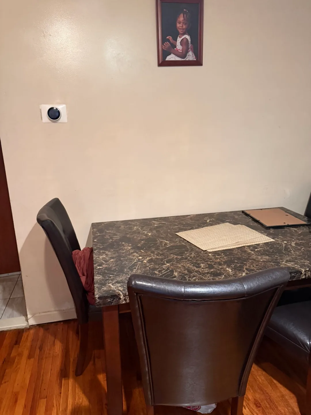 Dining Table with 4 Chairs image indicator(2)