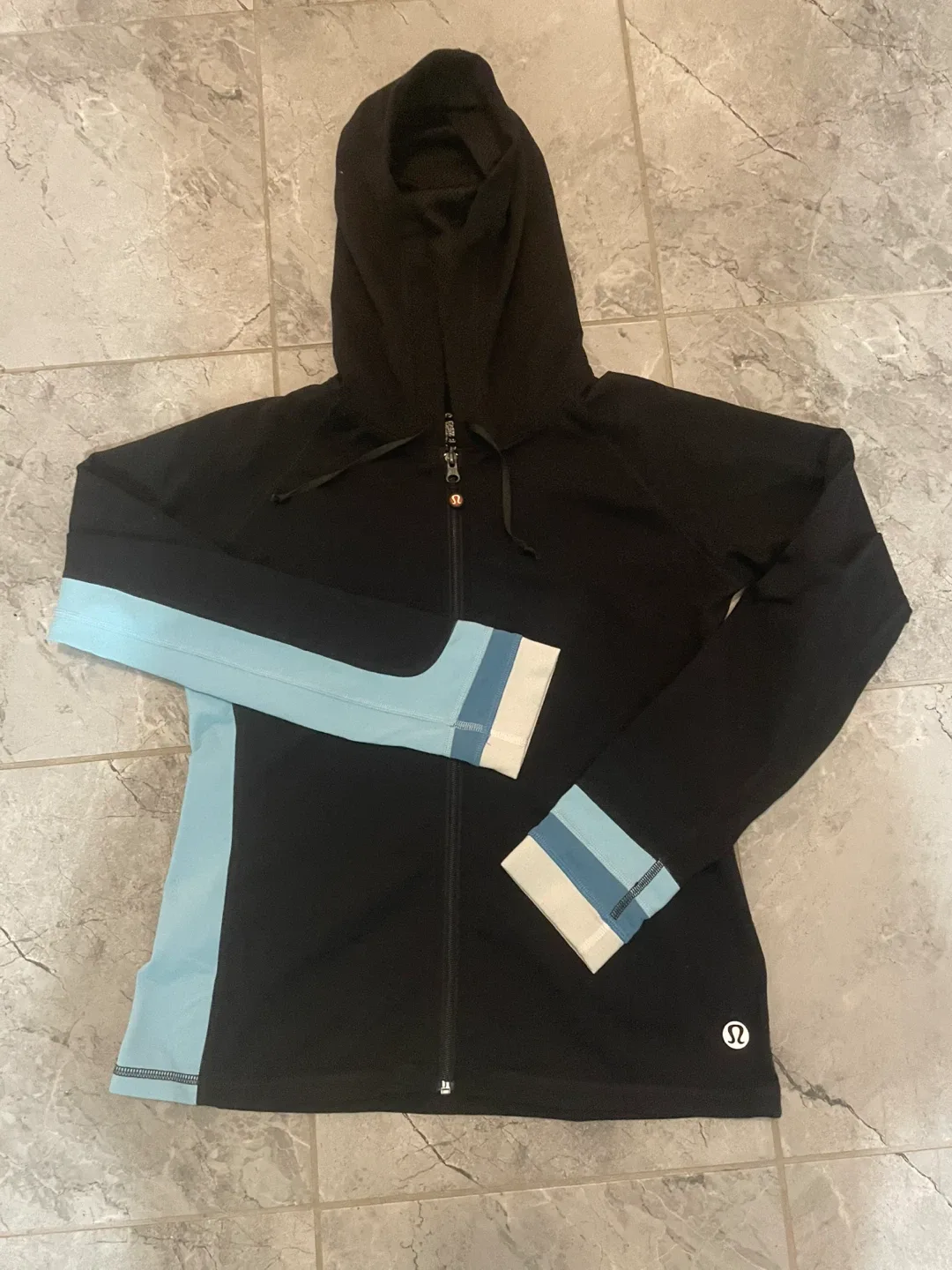 Lululemon Define Jacket - black/blue, size M image indicator(2)