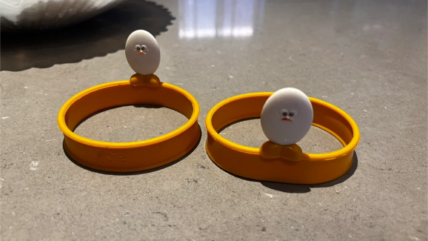 (2) Joie Roundy Silicone Egg Rings image indicator(3)