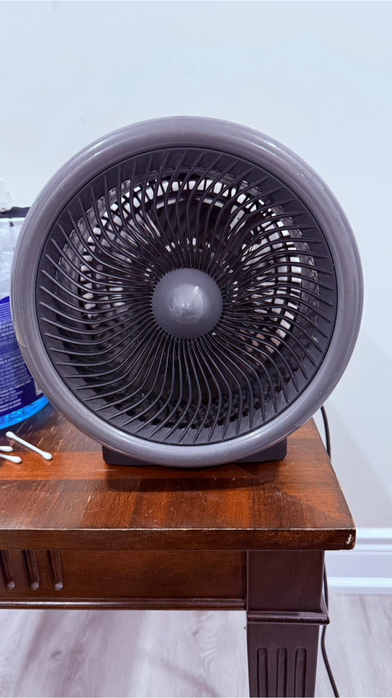 Airia Personal Oscillating Fan - Grey