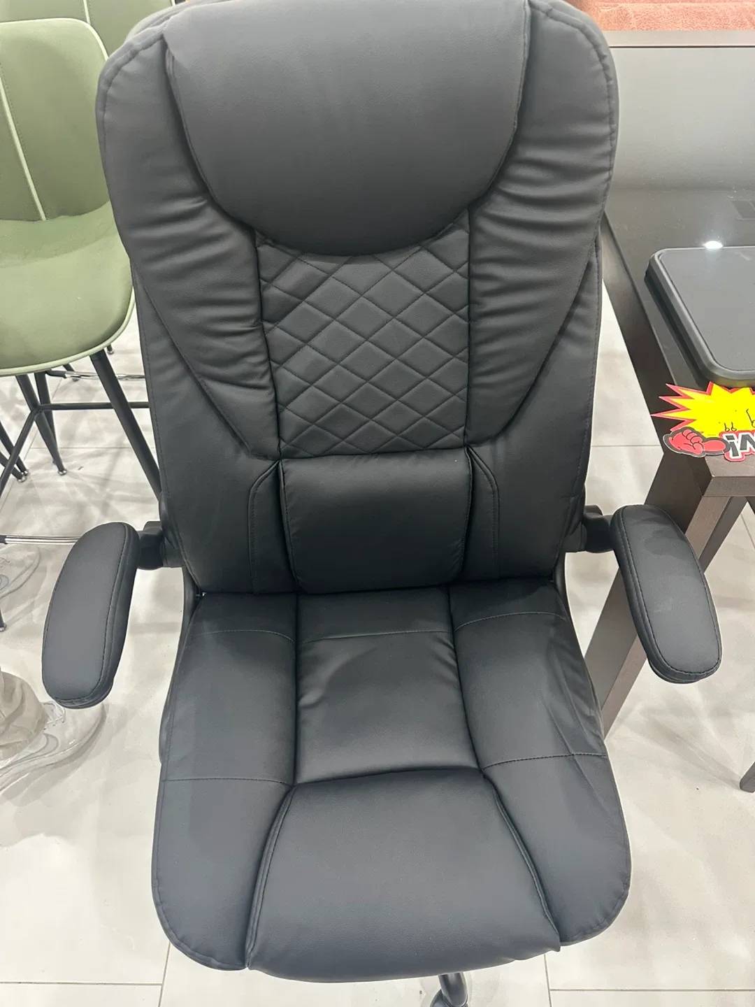 Black Executive Office Chair thumbnail
