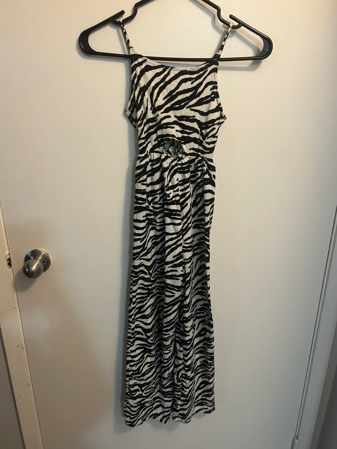 Girls Zara Zebra Print Jumpsuit - Size 9 thumbnail