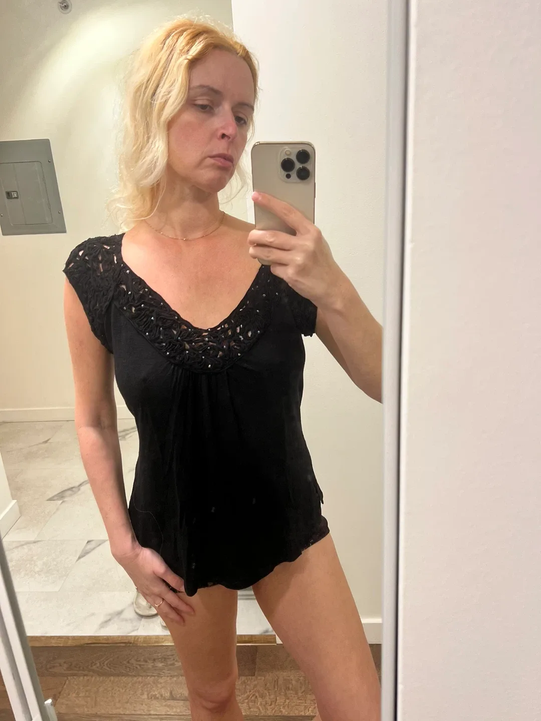 Black top image indicator(6)