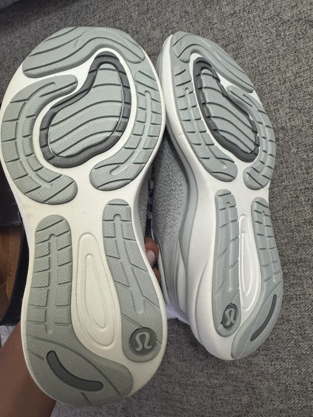 Lululemon Blissfeel Women's Running Shoes - Size 8 image indicator(4)