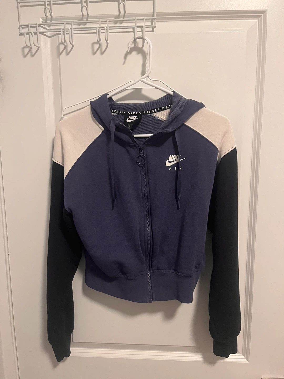 RARE💋Nike Cropped Jacket
