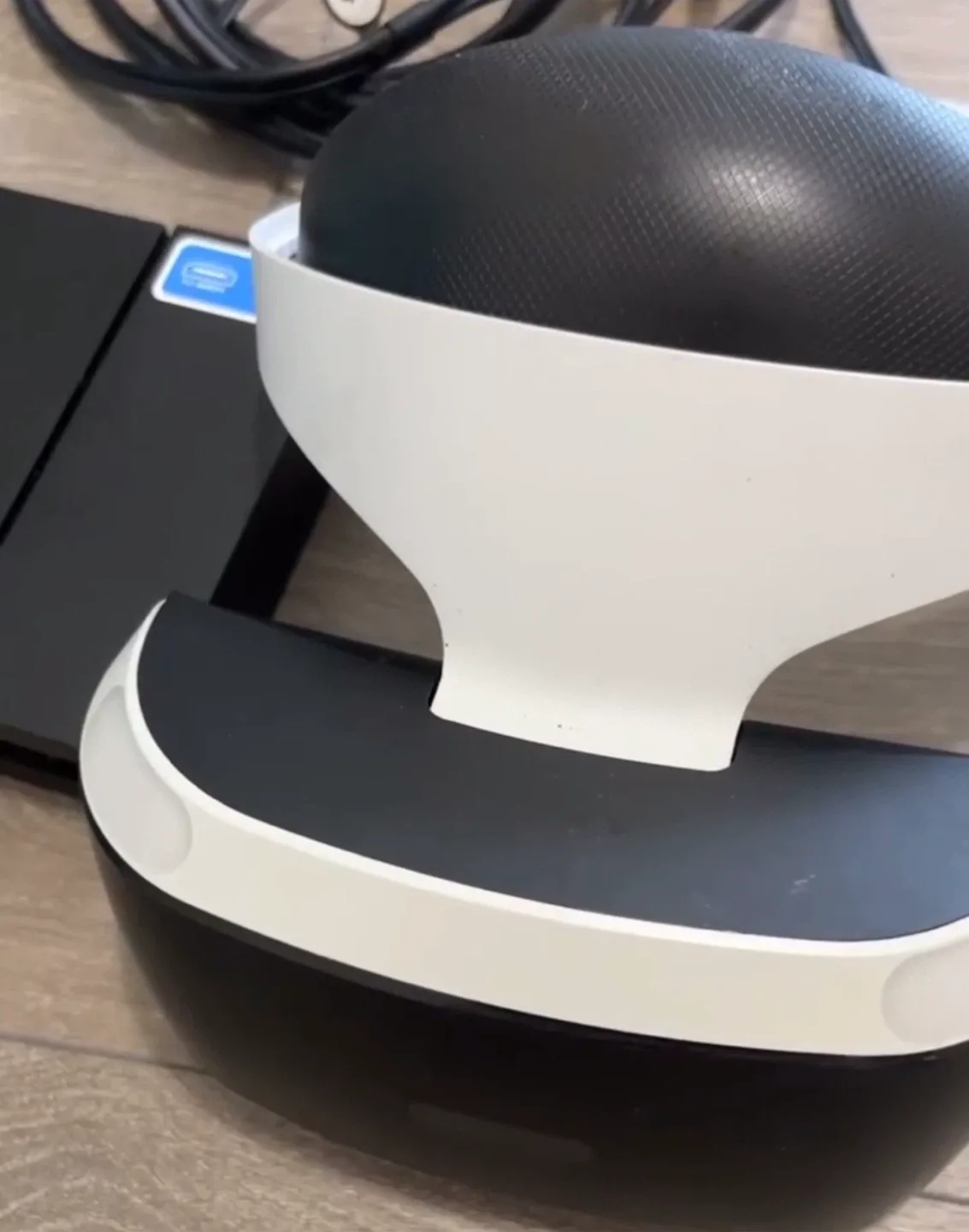 $200 - Sony Playstation PS VR Full Kit image indicator(7)