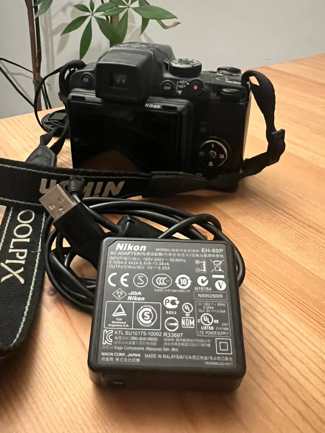 Nikon COOLPIX P500 Digital Camera - 12.1 Megapixels image indicator(3)