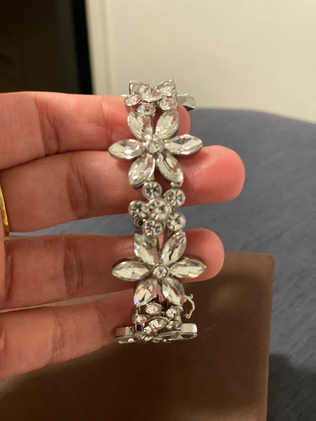 New Silver Tone  Flower Stretch Bracelet - photo 3