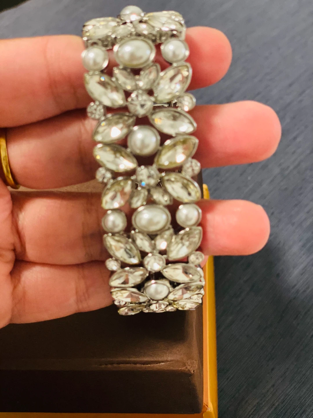 New Rhinestone and Pearl Stretch Bracelet - photo 3