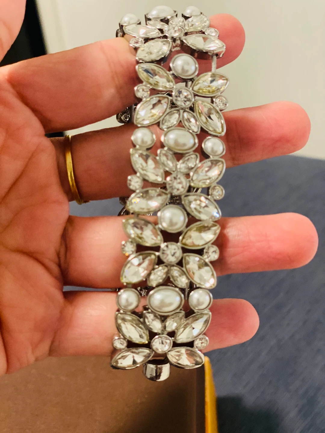 New Rhinestone and Pearl Stretch Bracelet - photo 4