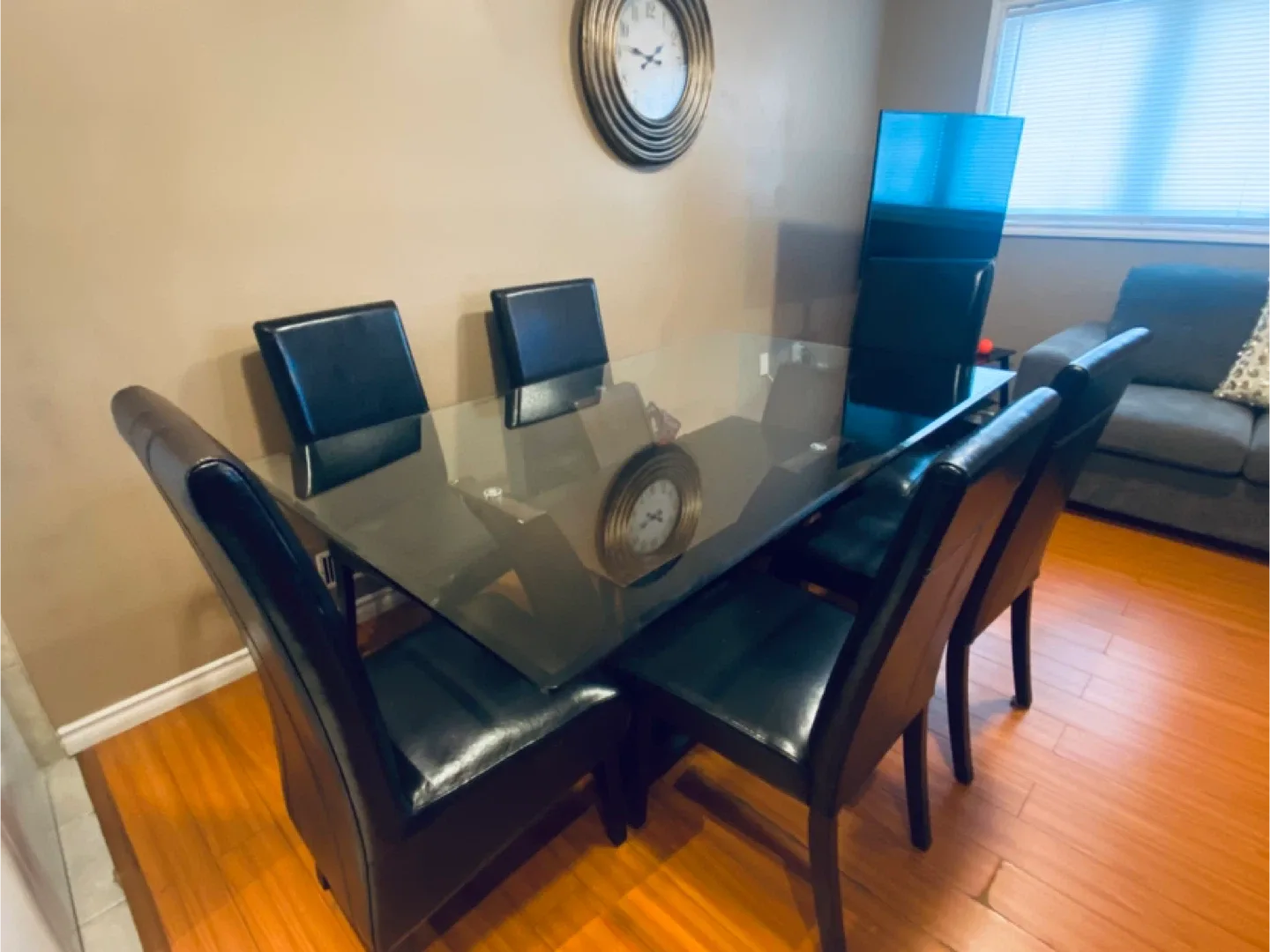 Glass Dining Table with 6 Black Leather Chairs image indicator(2)