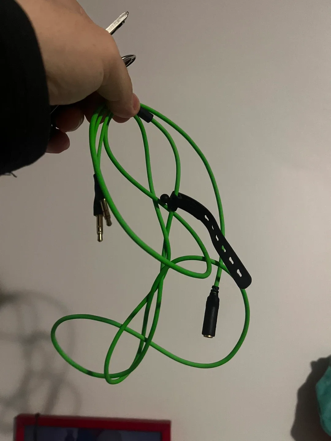 Razer BlackShark V2 X Gaming Headset image indicator(2)