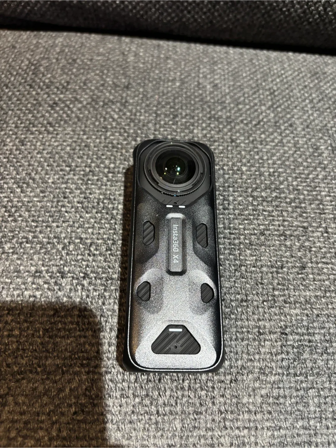 Insta360 X4 Action Camera image indicator(2)