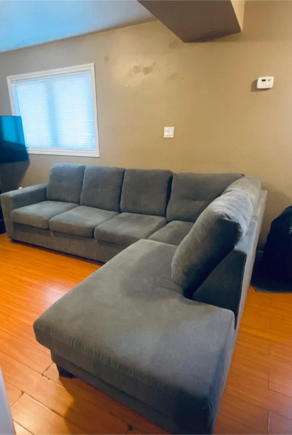 Grey Sectional Sofa image indicator(6)