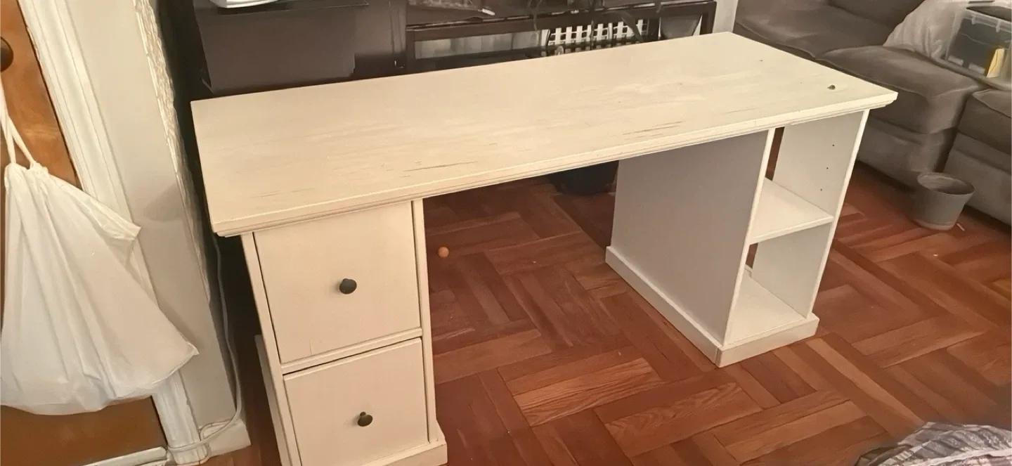 Garage sale /Furniture Sale Monday October 27th, 2025 image indicator(10)