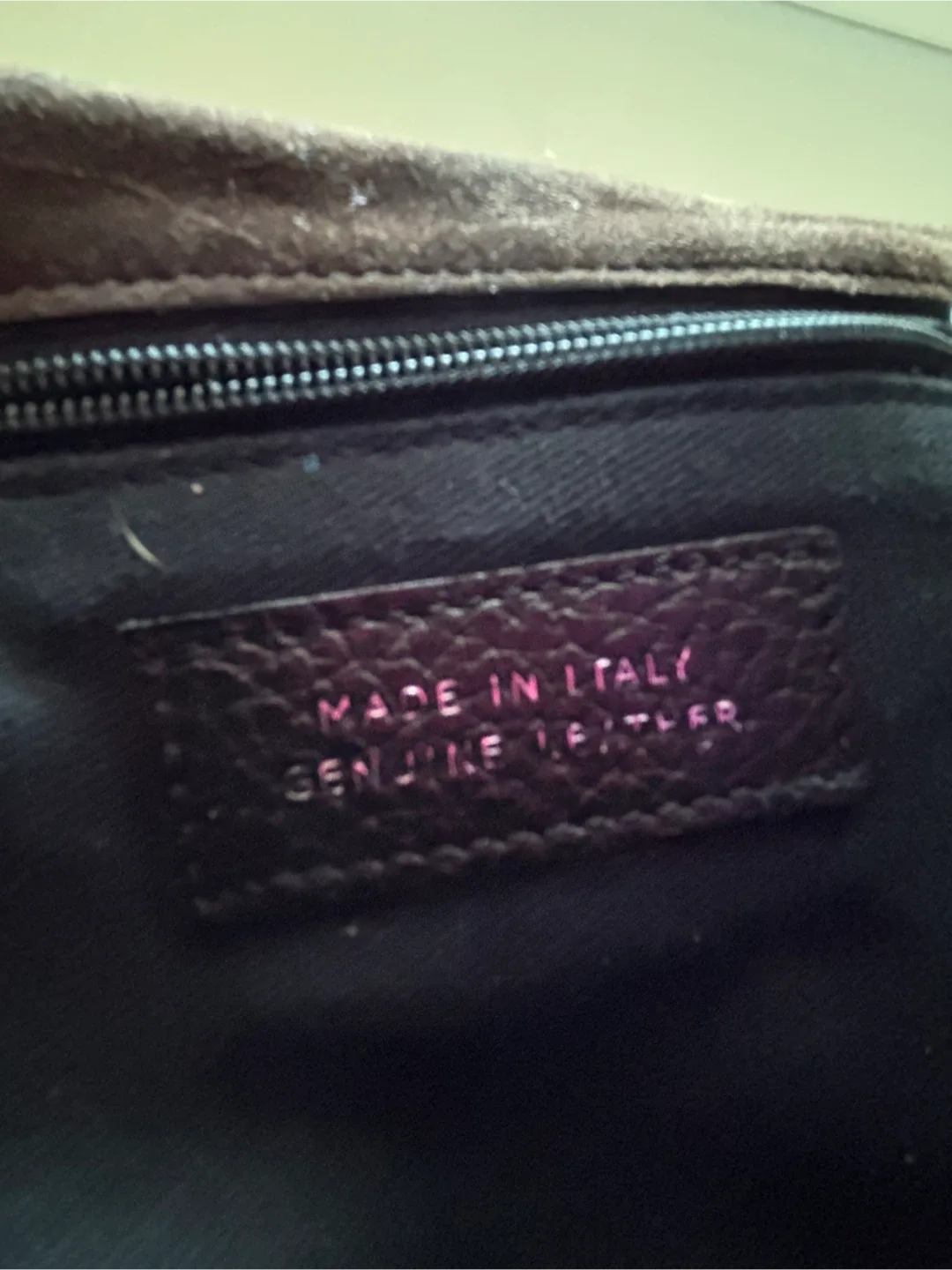 Leather Crossbody Bag - Made in Italy image indicator(2)