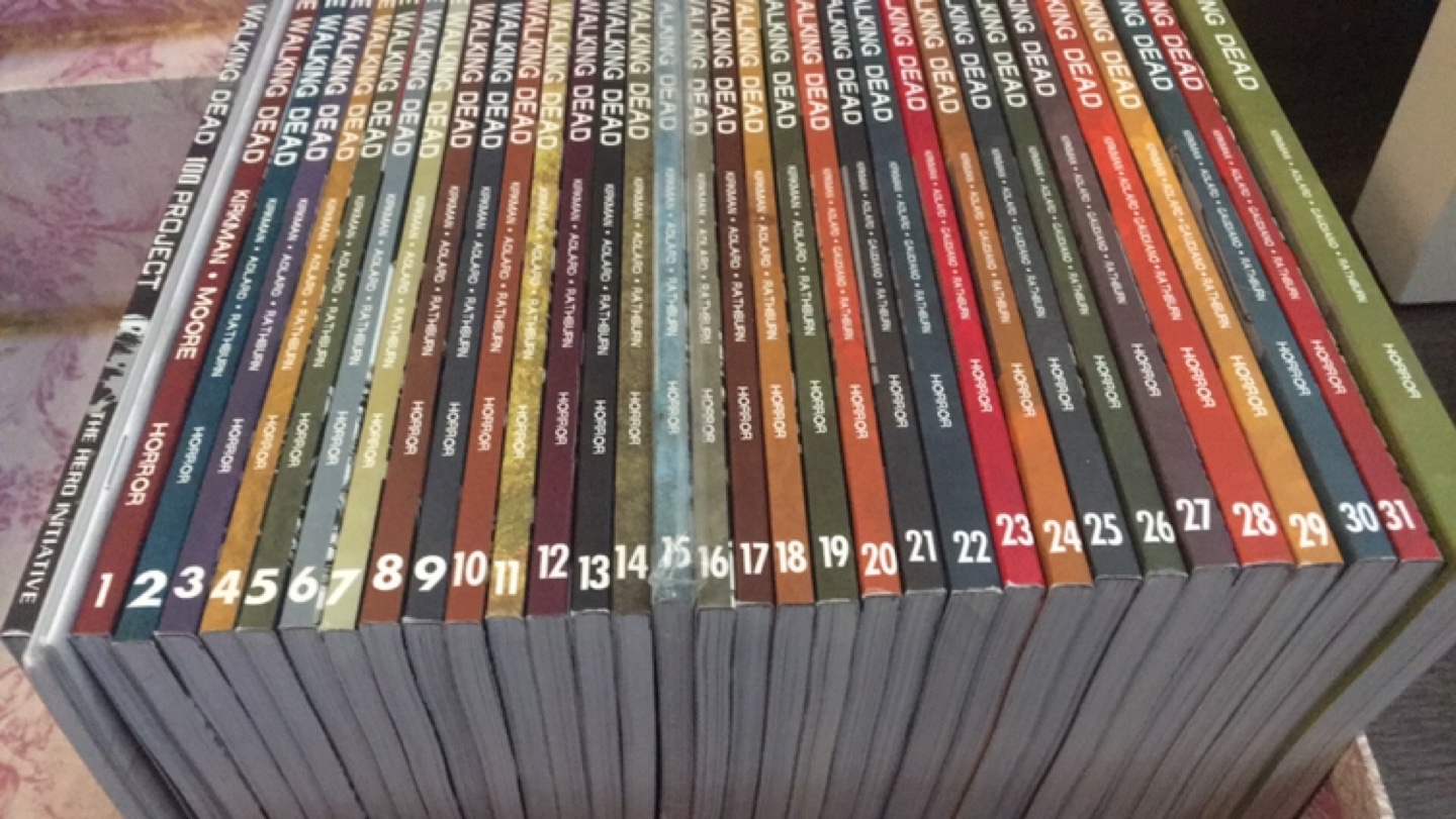 The Walking Dead Volumes 1-32 - photo 2