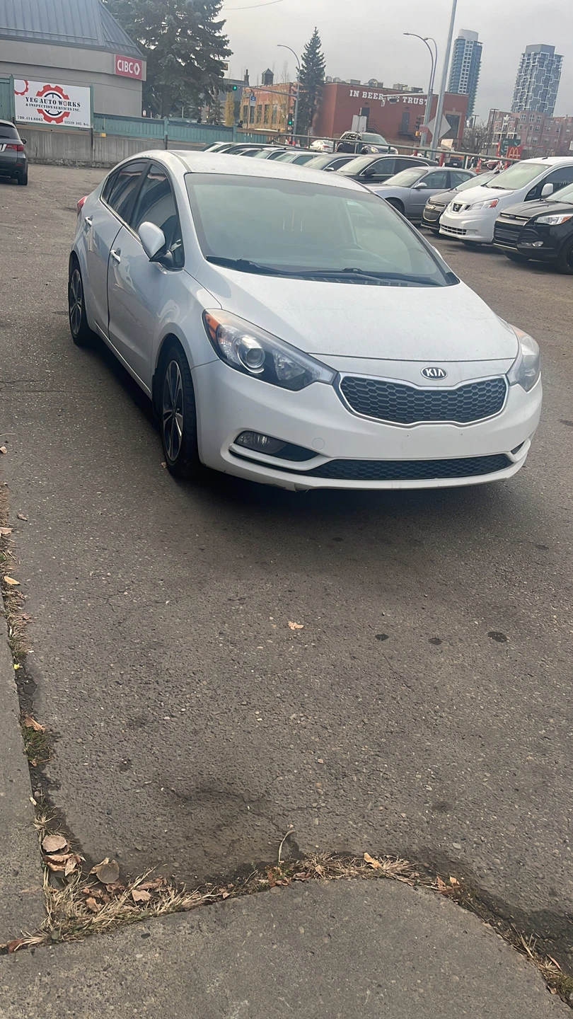 2015 Kia Forte - White Sedan