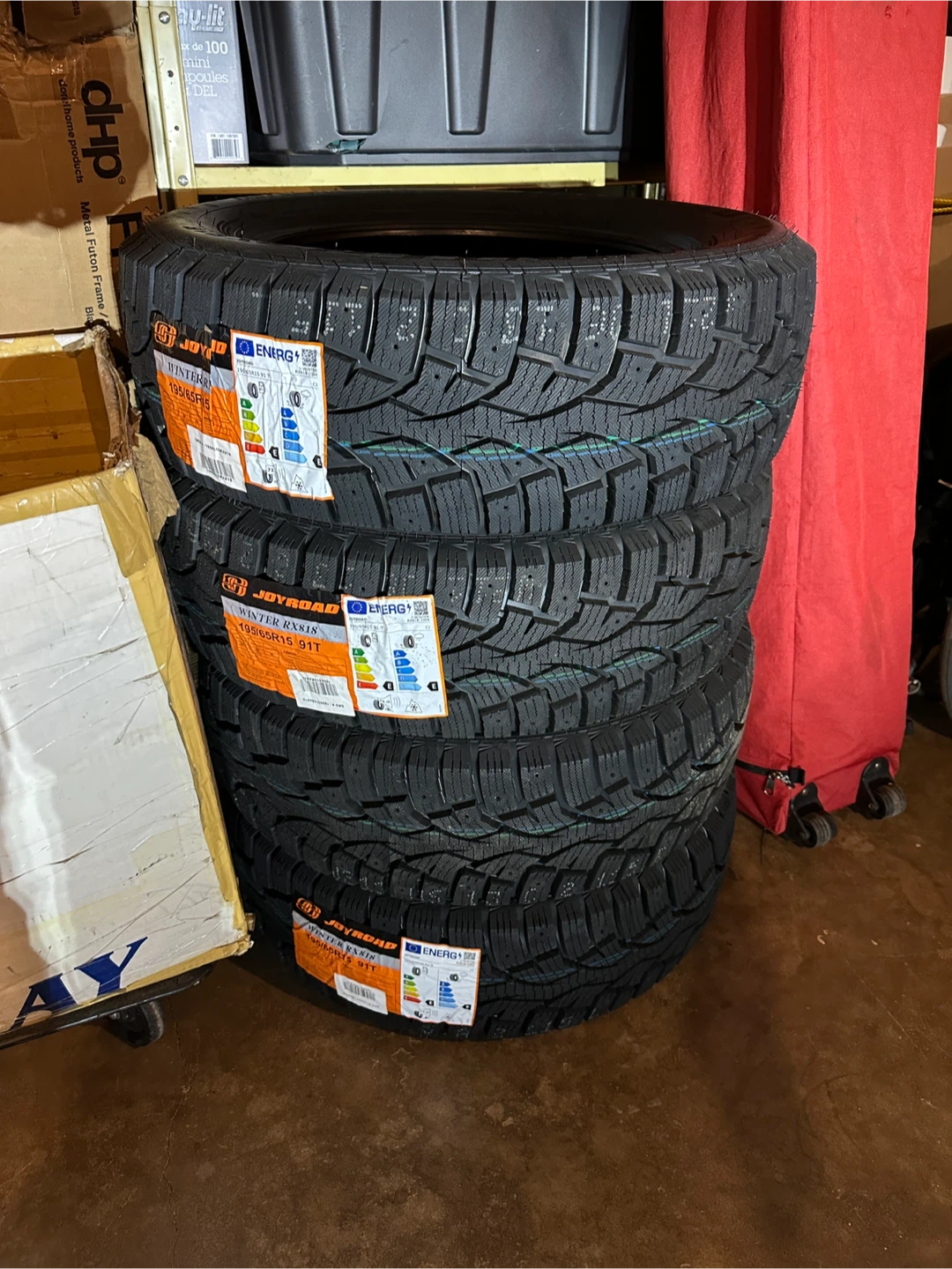 Joyroad RX818 Winter Tires - 195/65R15