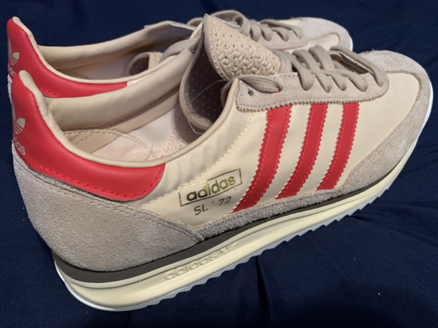 Adidas Men SL 72 RS Shoes in Magic Beige Pure Ruby Size 11 1/2