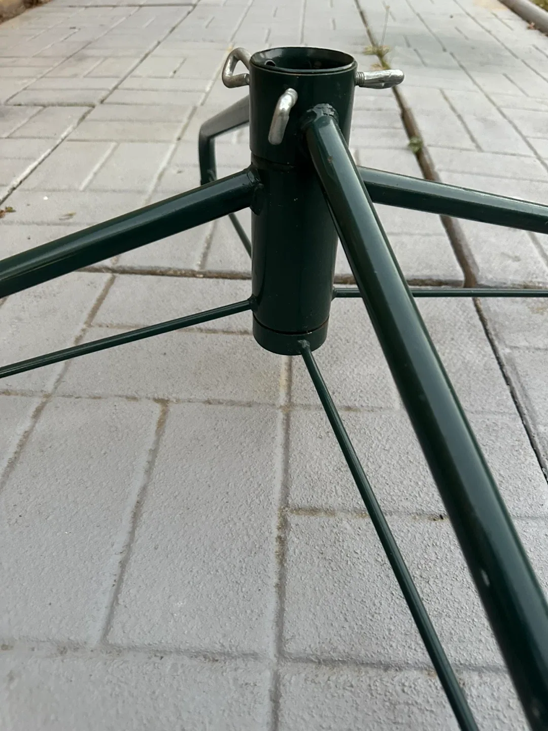 Green Stand for Christmas Tree  or umbrella image indicator(6)