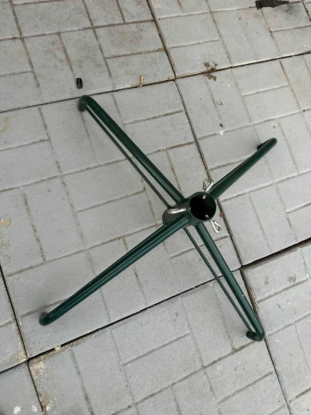 Green Stand for Christmas Tree  or umbrella image indicator(4)