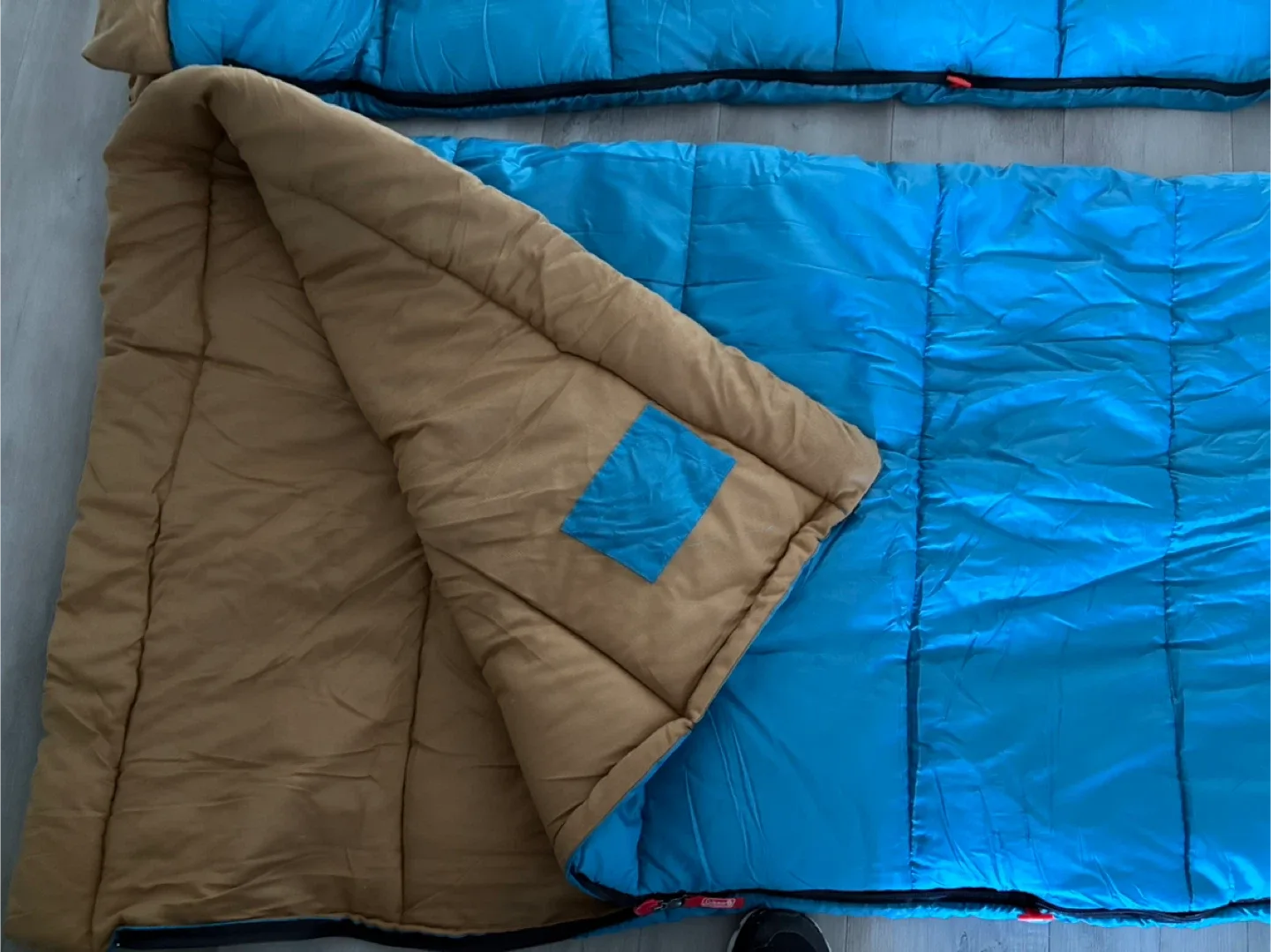 2 Coleman Sleeping Bags image indicator(2)