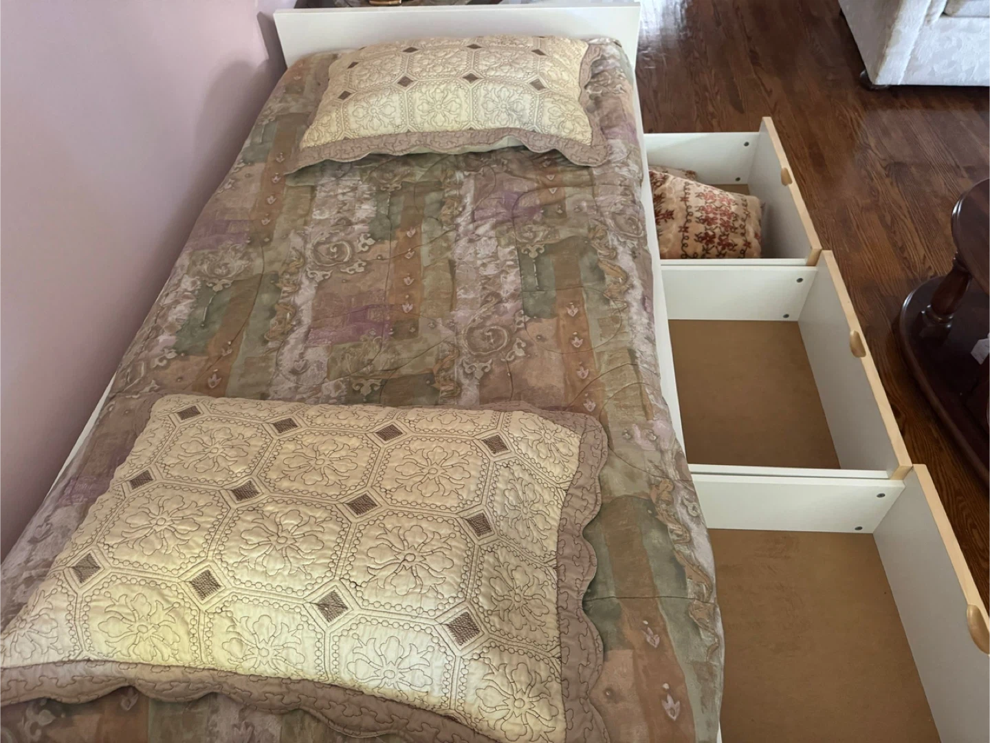 White Day Bed with Drawers - photo 5