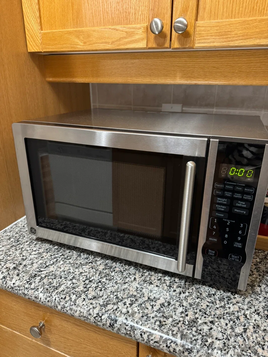 GE Stainless Steel Countertop Microwave thumbnail