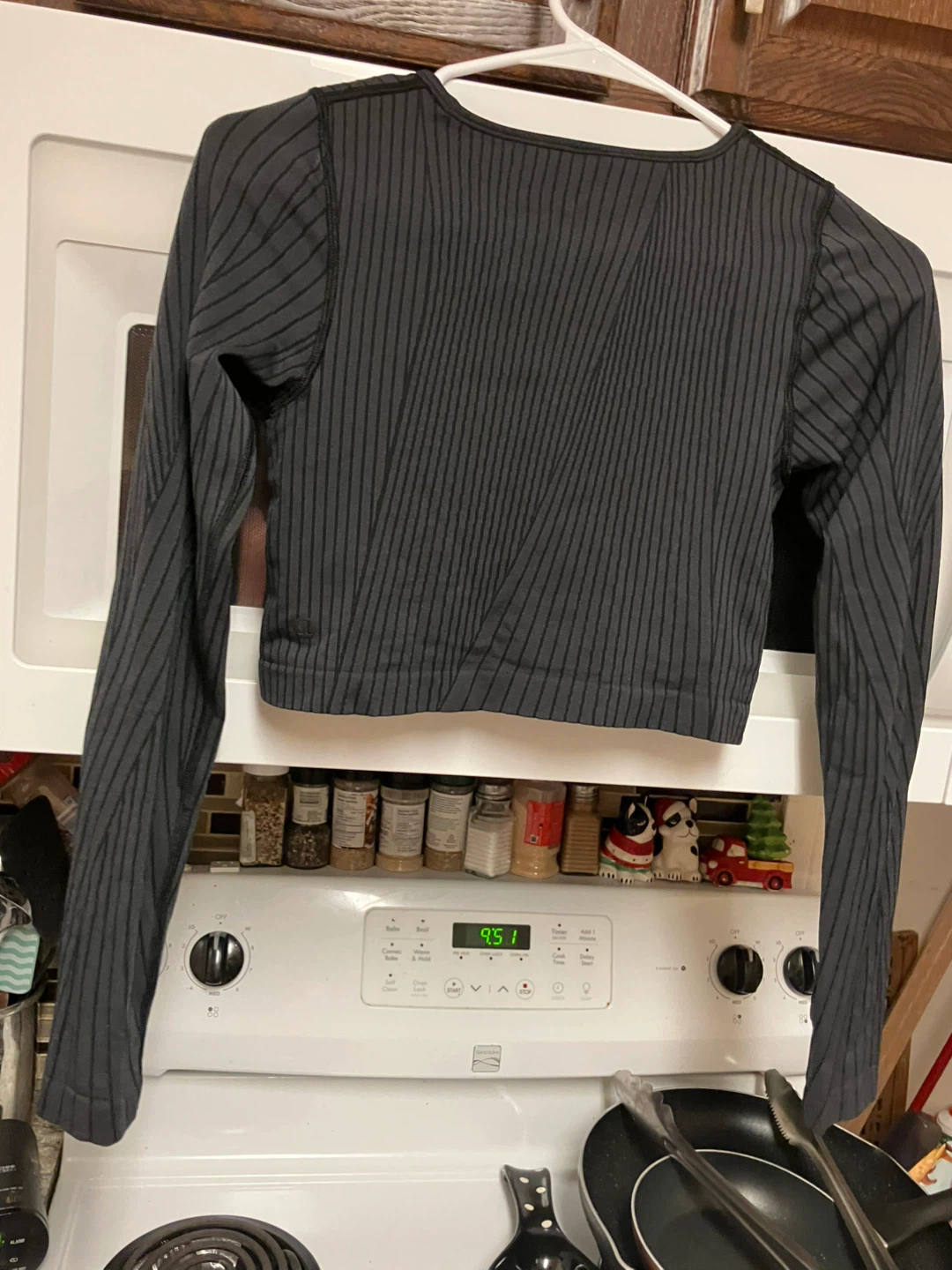 Lululemon Long Sleeve hold tight top - photo 2