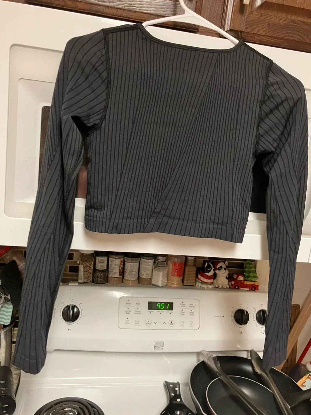 Lululemon Long Sleeve hold tight top image indicator(2)