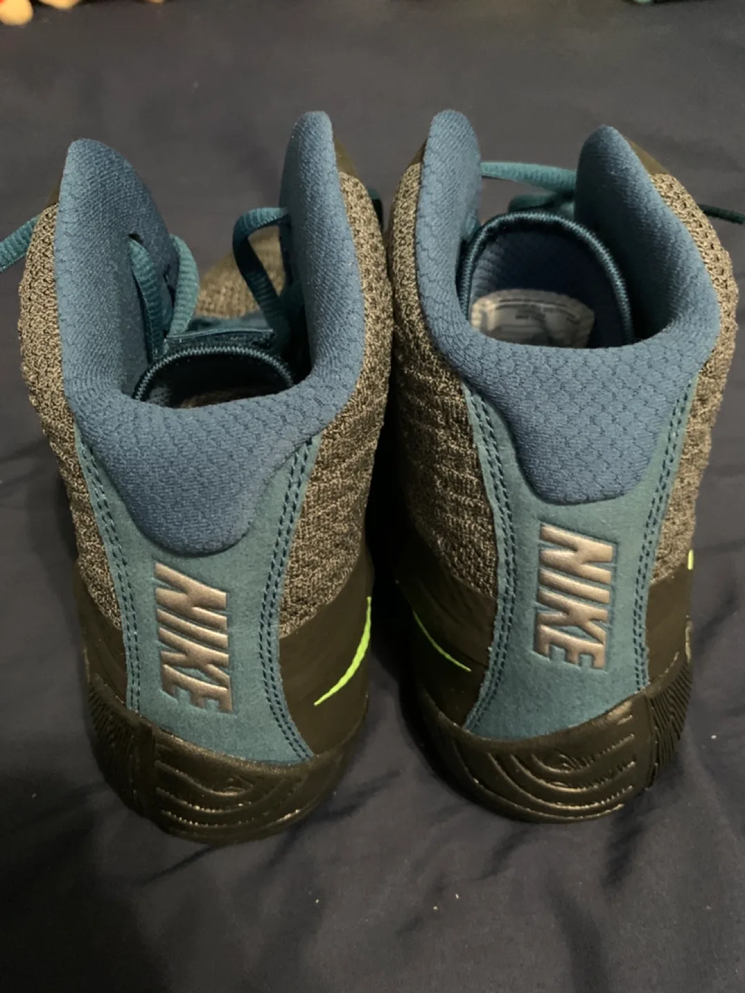 Nike Tawa Mens 9.5 Anthracite Grey Blue Black Wrestling Boxing image indicator(2)