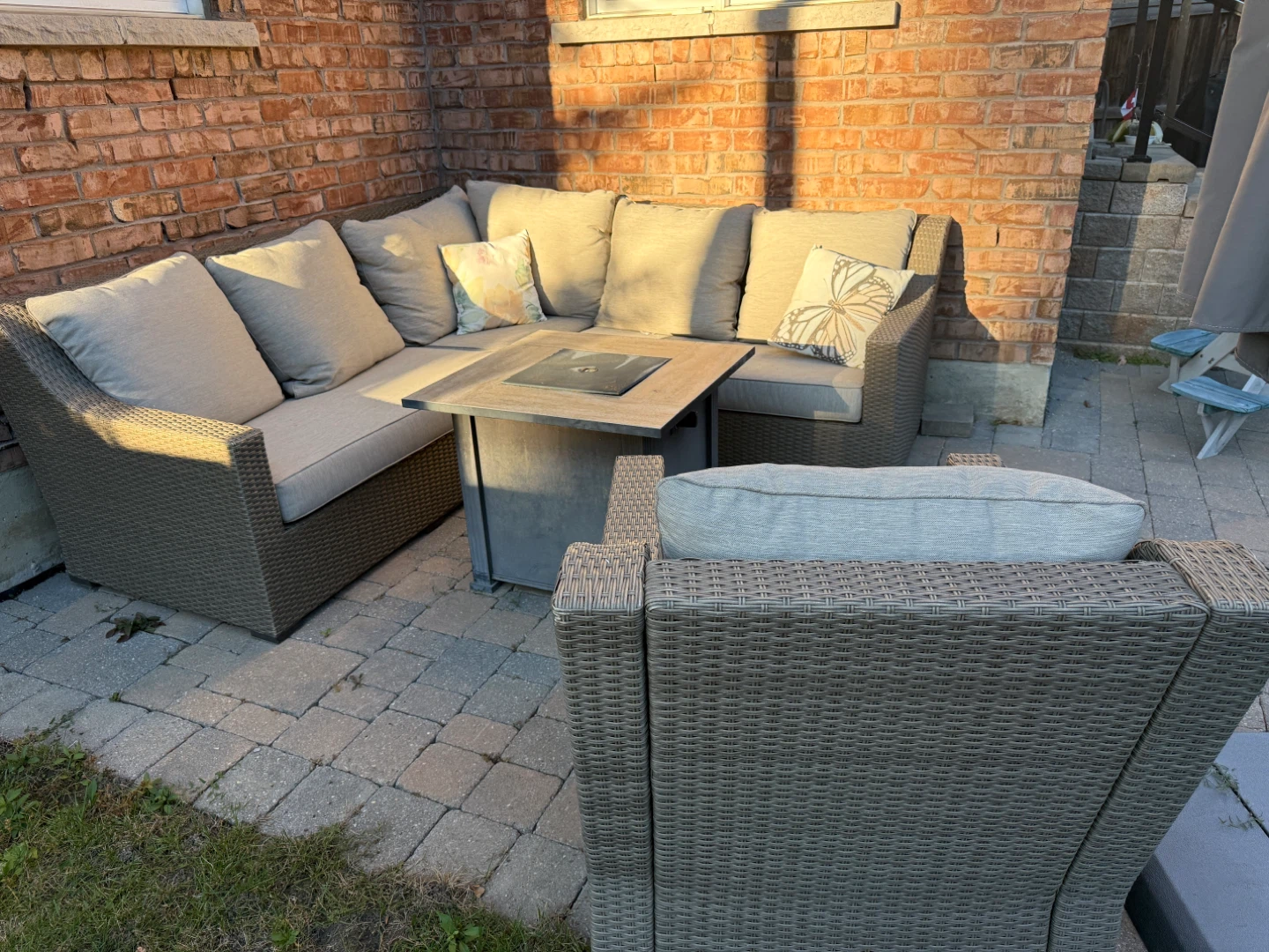 Outdoor Sectional Sofa with Fire Pit Table and umbrella