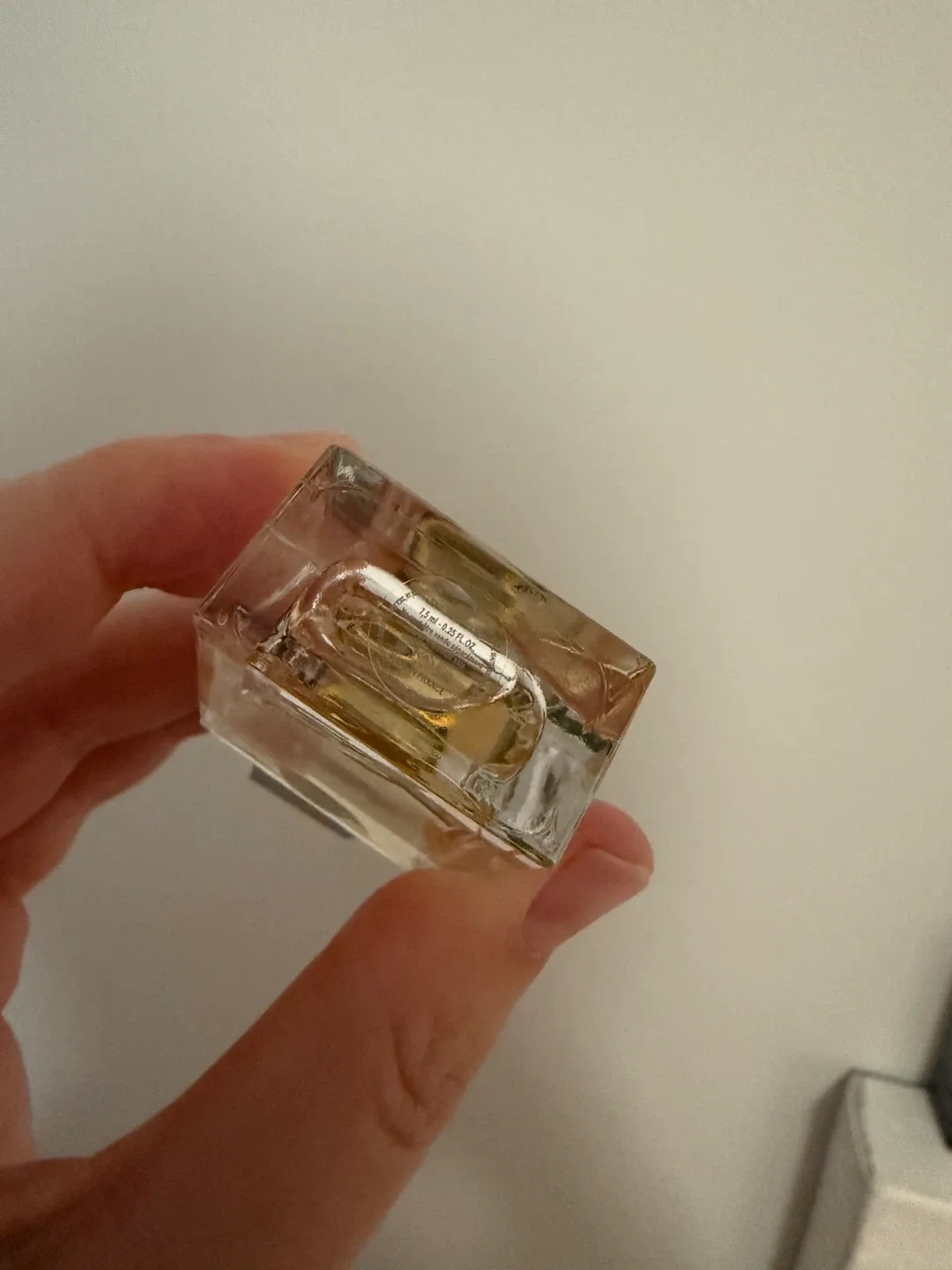 BNIB YSL Libre EDP 7.5ml Travel Size image indicator(3)