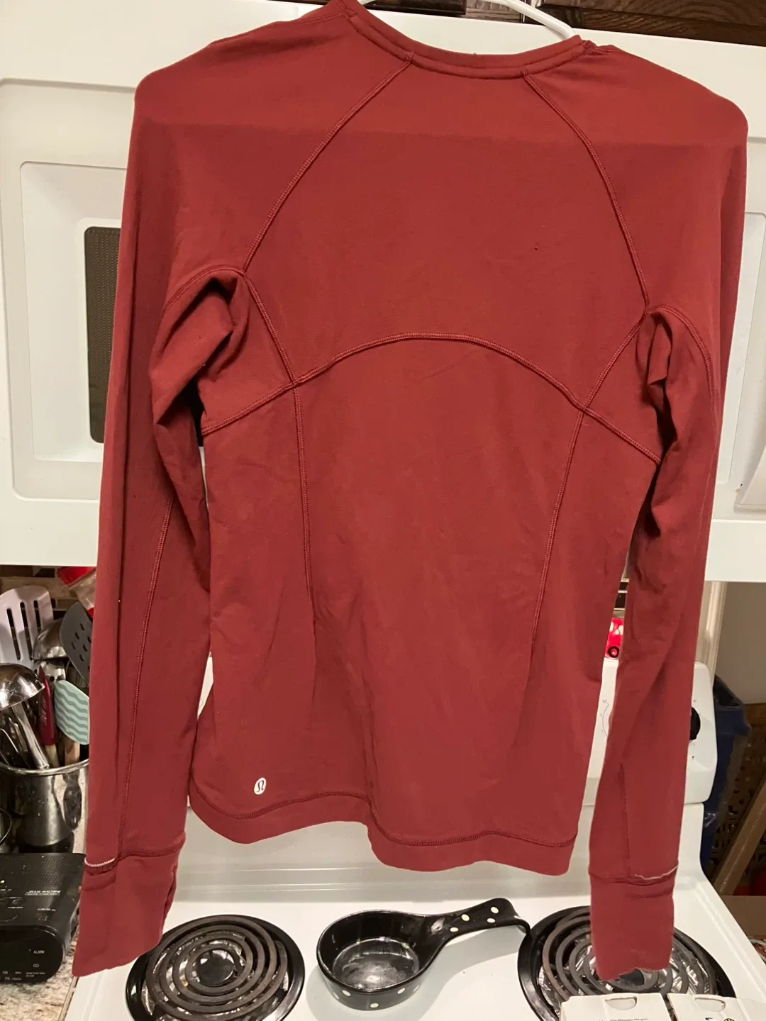 Lululemon Long Sleeve Shirt - Size 6 image indicator(2)