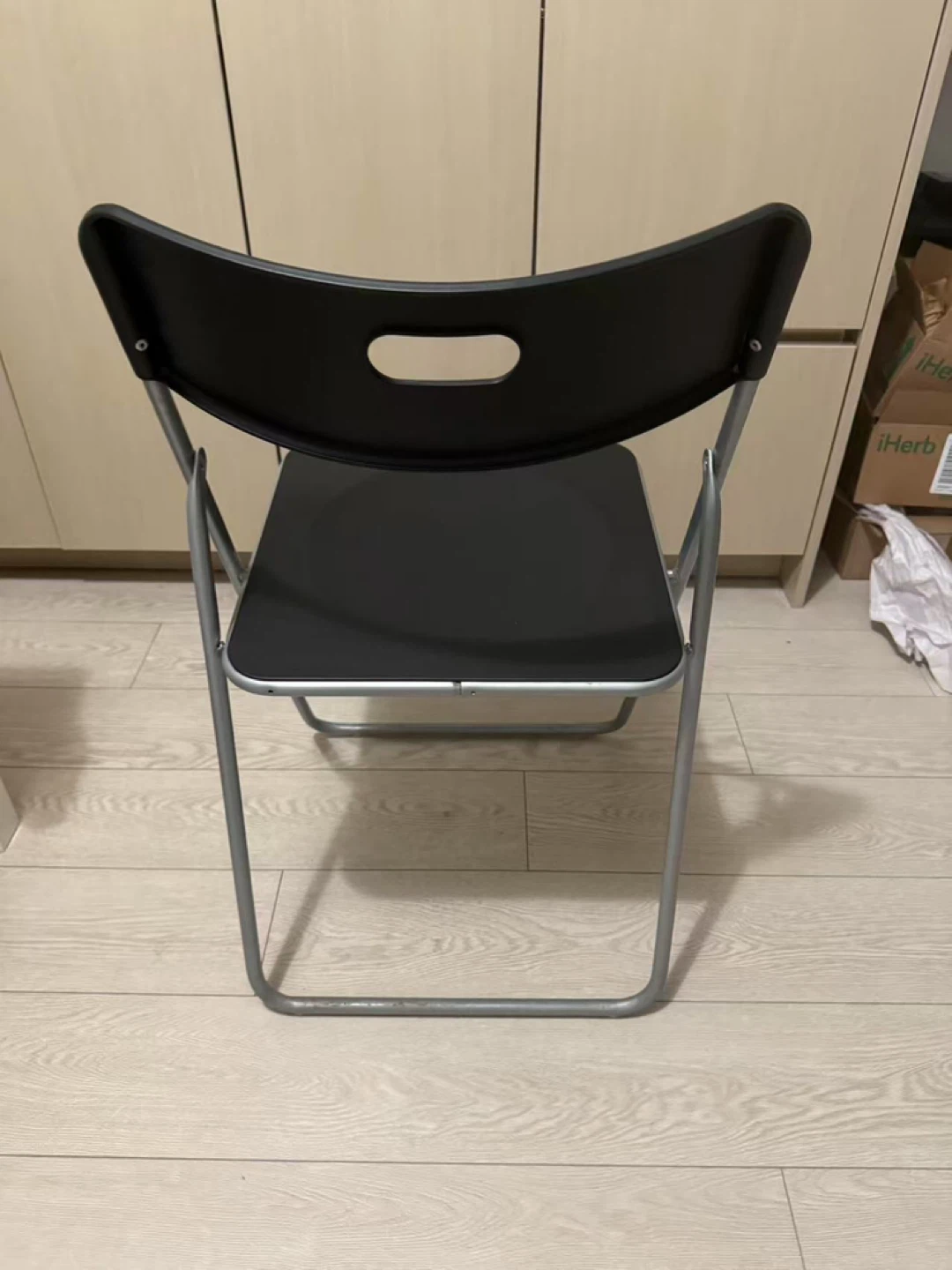 Black Folding Chair - photo 2